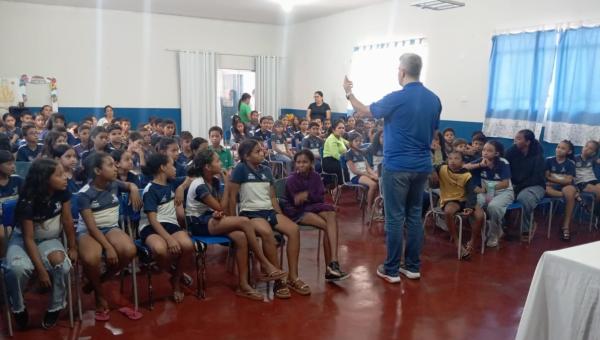 Educação que Protege